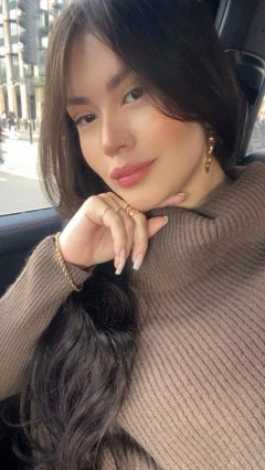 Portrait of Myrles Party Girl Glasgow