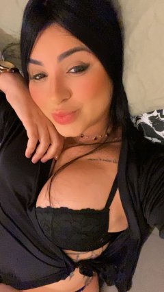 Recent photo of GIRLS