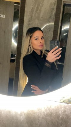 Miki - Photo gallery