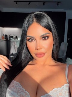 MAYA 🔥 - Photo gallery