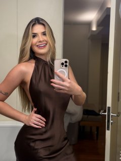 Scarlett - Verified Poplar - E14 escort