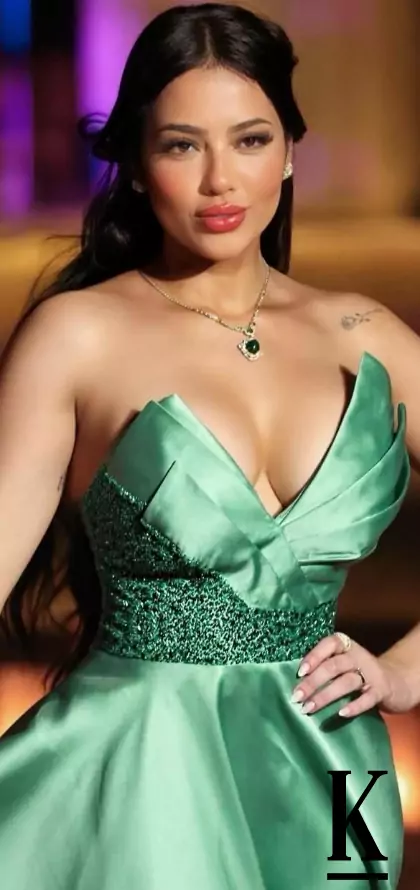 stories-slider-content