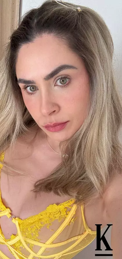 stories-slider-content