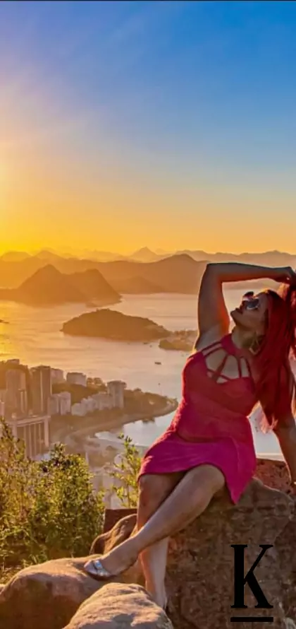 stories-slider-content