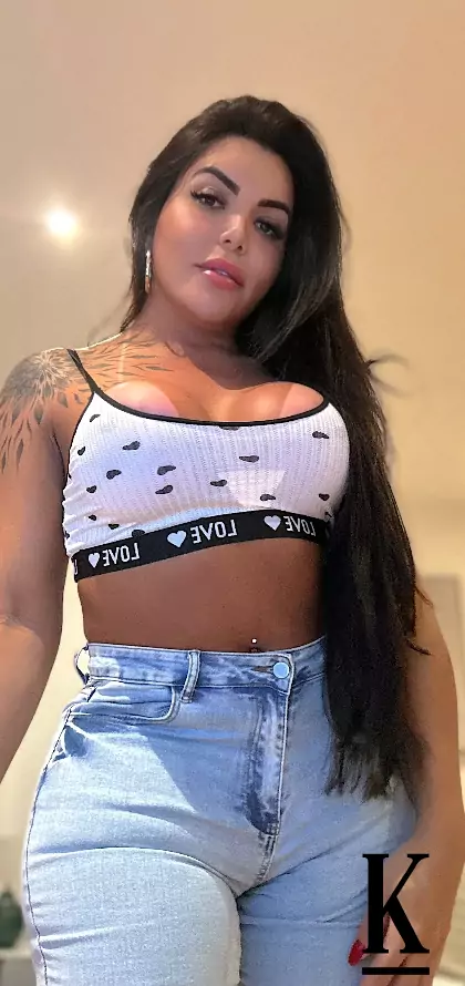 stories-slider-content