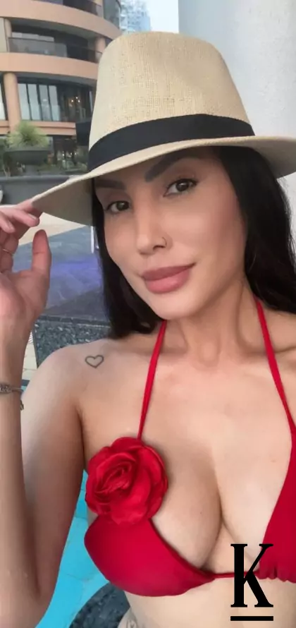 stories-slider-content