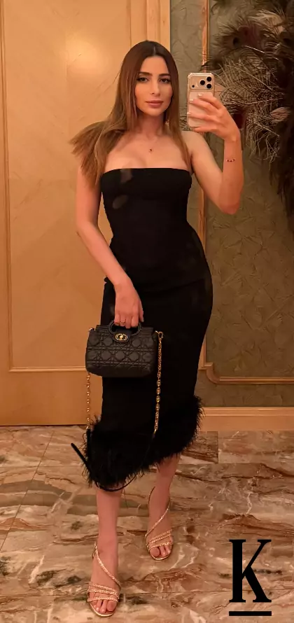 stories-slider-content