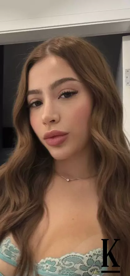 stories-slider-content