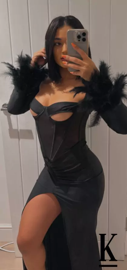 stories-slider-content