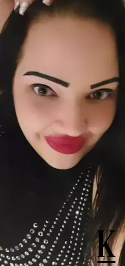 stories-slider-content