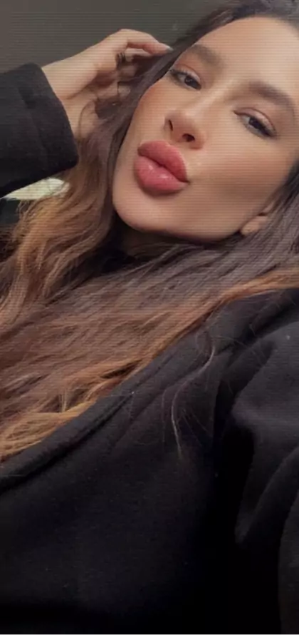 stories-slider-content