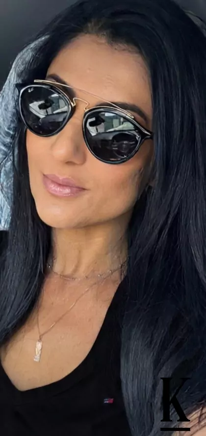 stories-slider-content