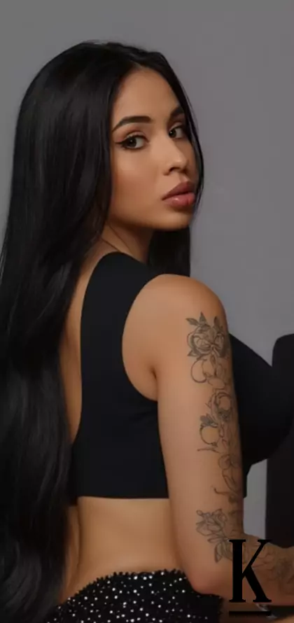 stories-slider-content