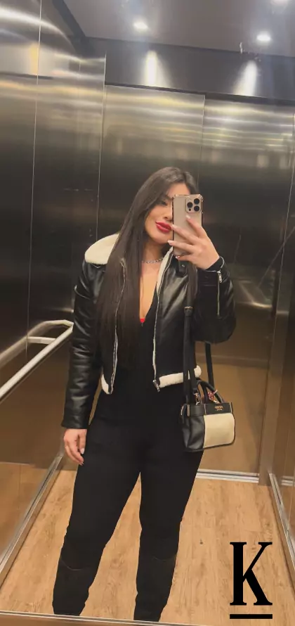 stories-slider-content