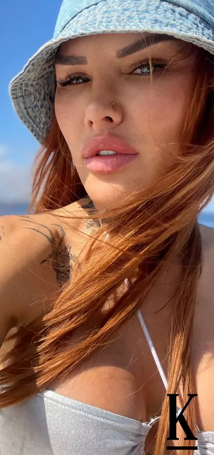 stories-slider-content