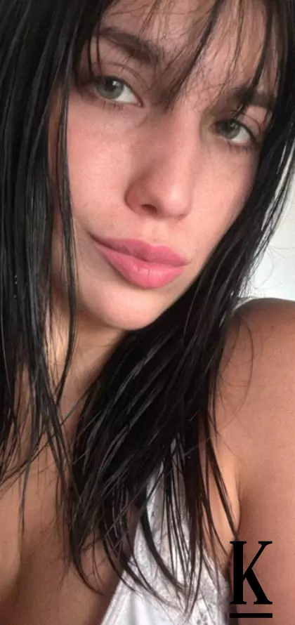 stories-slider-content