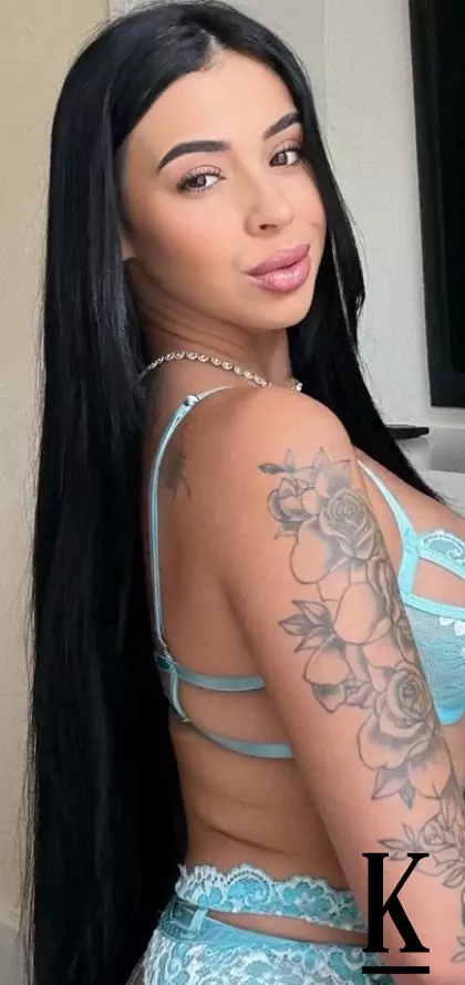 stories-slider-content