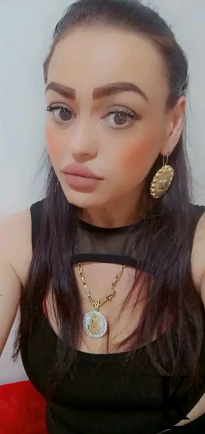 stories-slider-content