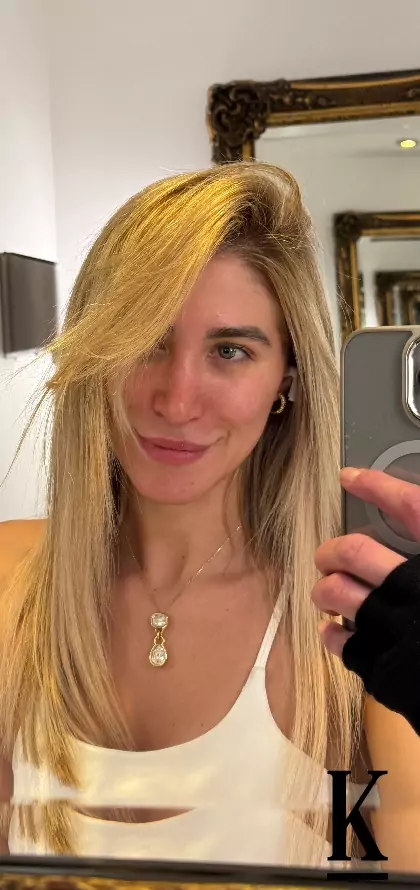 stories-slider-content