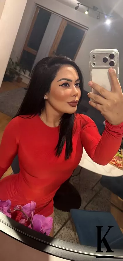 stories-slider-content