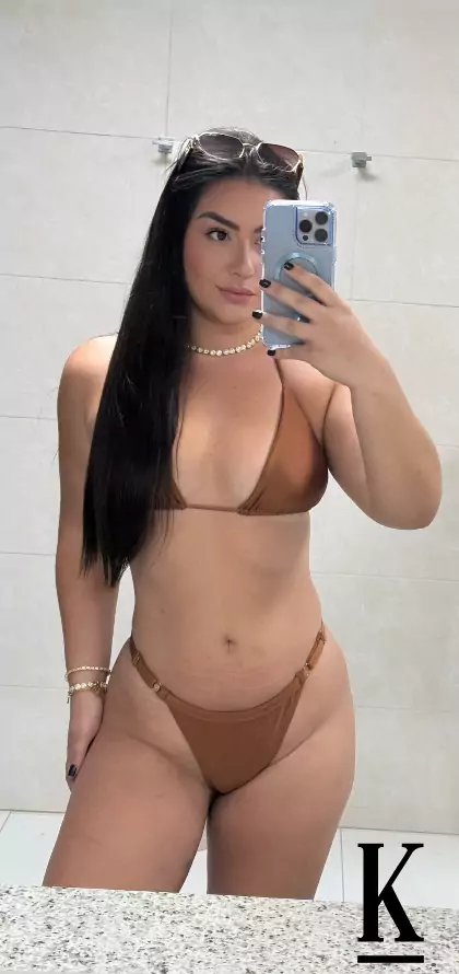 stories-slider-content