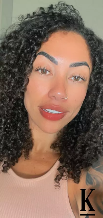 stories-slider-content