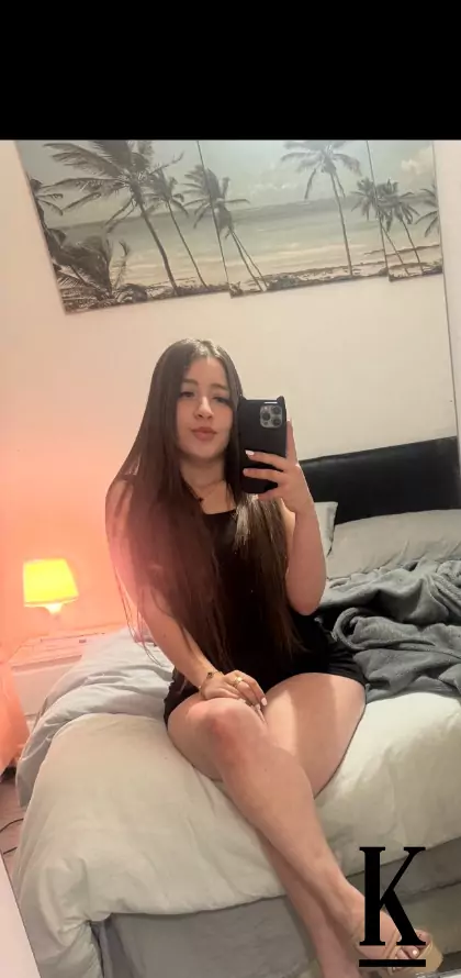 stories-slider-content