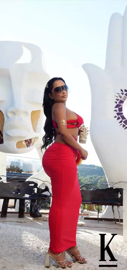 stories-slider-content