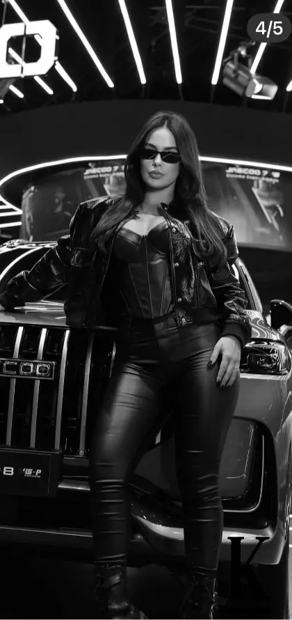 stories-slider-content