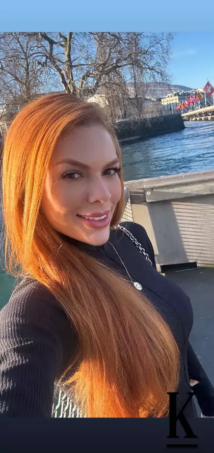 stories-slider-content