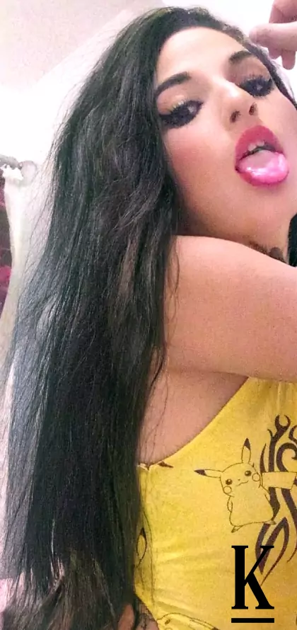 stories-slider-content