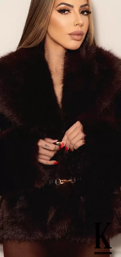 stories-slider-content