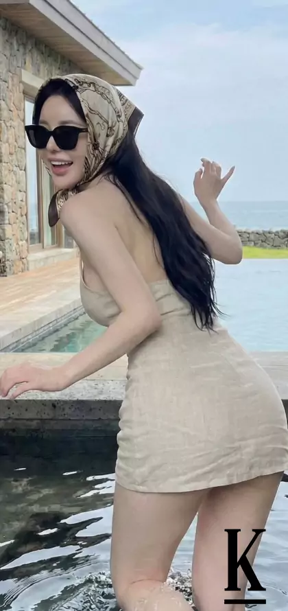 stories-slider-content