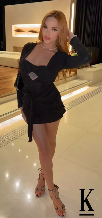 stories-slider-content