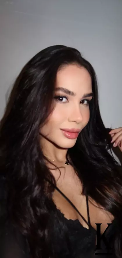 stories-slider-content