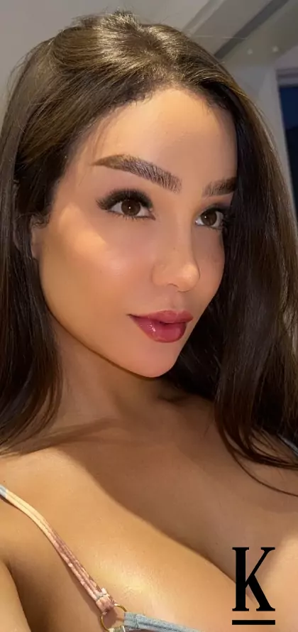 stories-slider-content