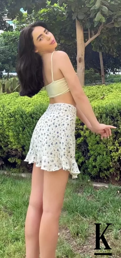 stories-slider-content