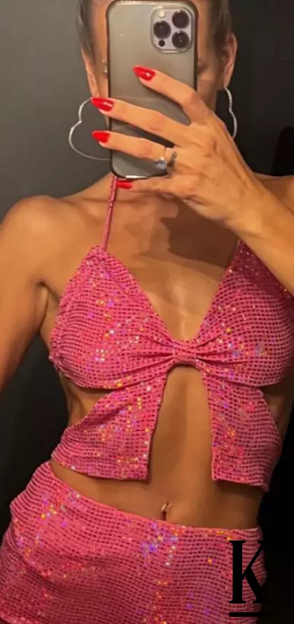 stories-slider-content