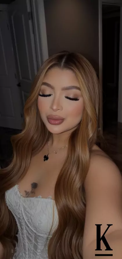 stories-slider-content