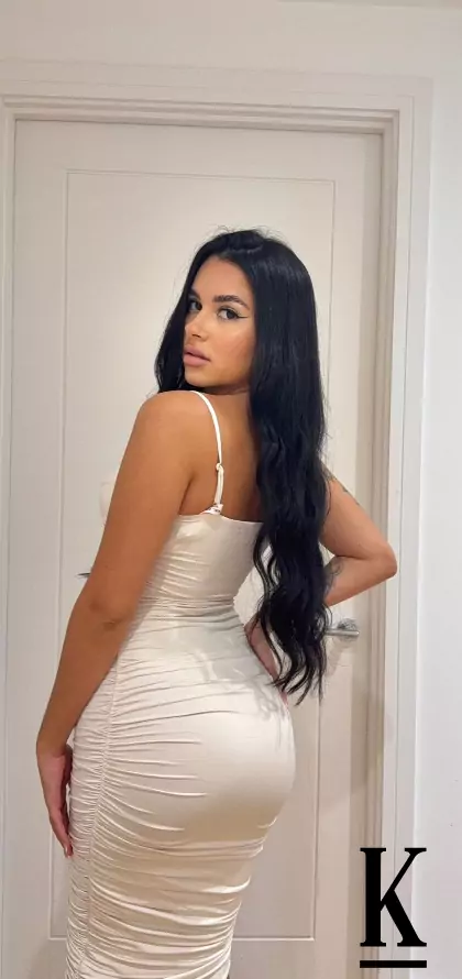 stories-slider-content