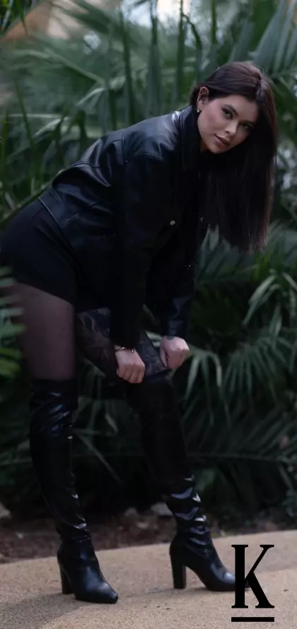 stories-slider-content