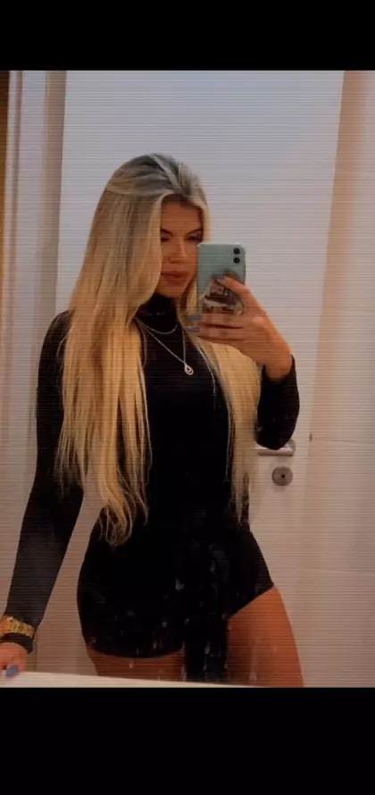 stories-slider-content