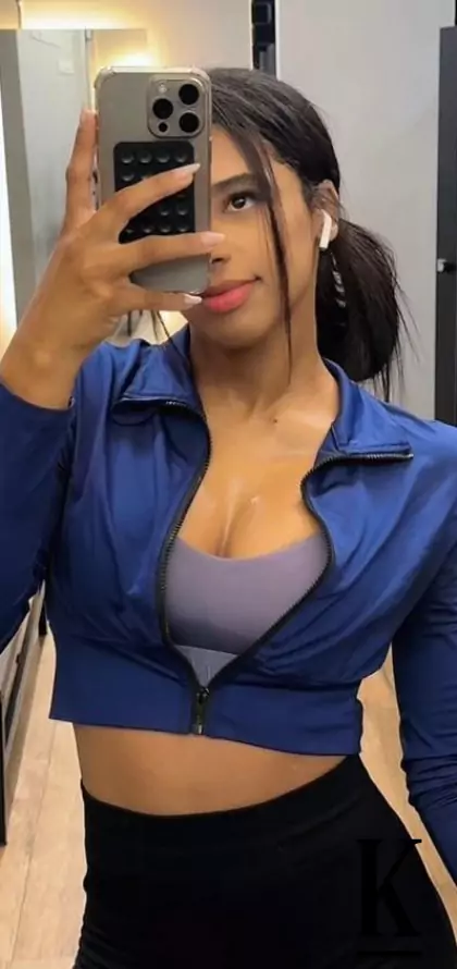 stories-slider-content