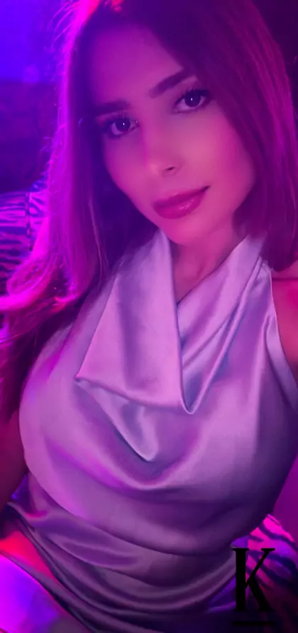 stories-slider-content