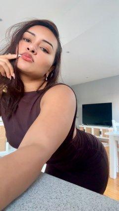 Bella stands out among the premier escorts in Govan - G51 this week